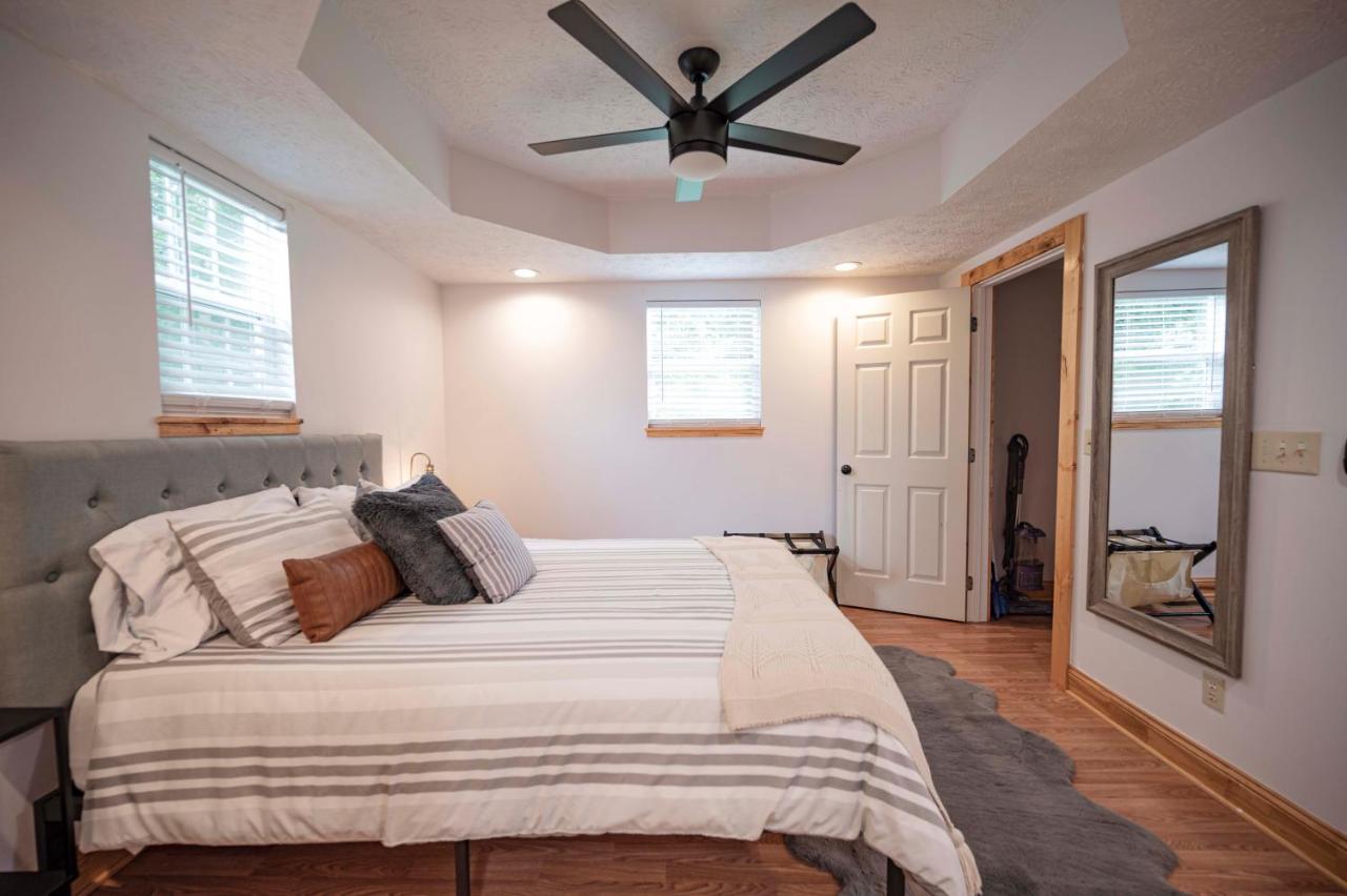 Light And Bright Cabin Close To Pates Ford Marina Smithville Екстер'єр фото